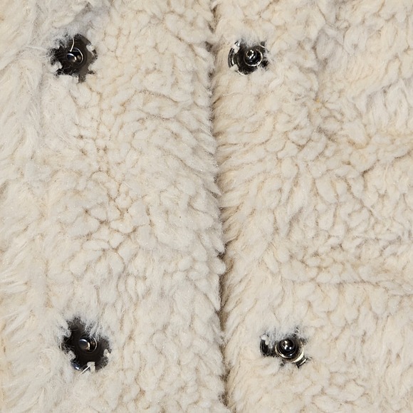Thread & Supply Sherpa Vest Womens Fluffy Snap Teddy Bear Ivory‎ Size Small - Picture 5 of 12